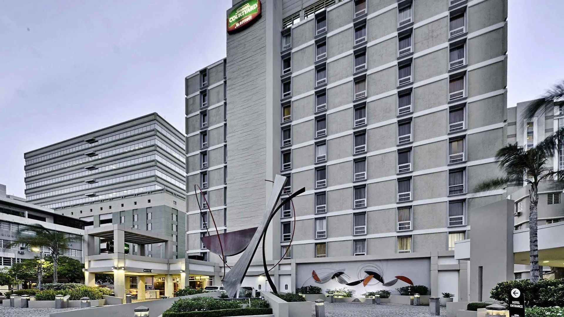 Courtyard By Marriott San Juan Miramar Hotel